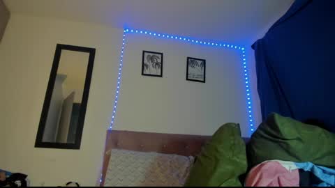 chantellebony online show from 04-12-26, 08:19