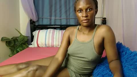 Snapshot of chantelsamz2 chatting on 12-09-24, 11:47 Chantel online show from 12-09-24, 11:47