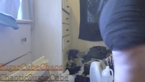 Snapshot of chaoticsugarcube chatting on 01-02-25, 11:38 chaoticsugarcube online show from 01-02-25, 11:38