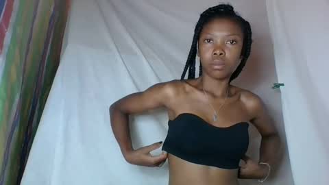chariola0101 online show from 01-25-25, 11:43