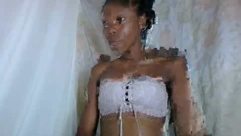 chariola0101 online show from 01-26-25, 11:17