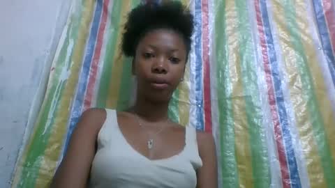 chariola0101 online show from 02-09-25, 12:39