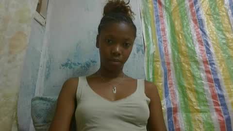chariola0101 online show from 02-11-25, 04:46