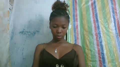 chariola0101 online show from 02-14-25, 06:08