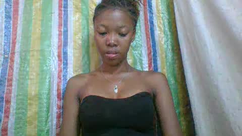 chariola0101 online show from 02-15-25, 09:38