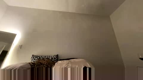 Snapshot of charismasweets chatting on 09-12-25, 03:39 charismasweets online show from 09-12-25, 03:39