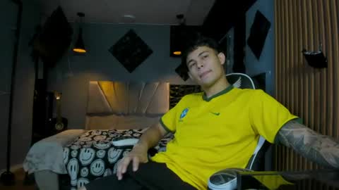Snapshot of charken_sky_ chatting on 06-13-26, 11:19 charken_sky_ online show from 06-13-26, 11:19