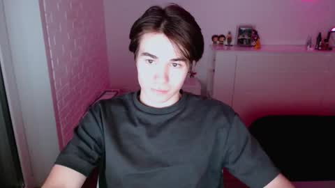 charleshanson69 online show from 11-04-25, 07:13