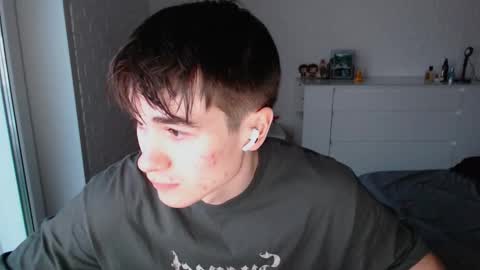 charleshanson69 online show from 11-12-25, 11:43