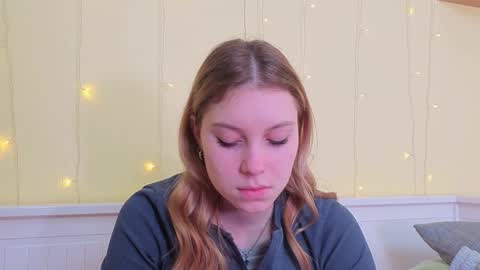 Ariel online show from 04-24-26, 06:49