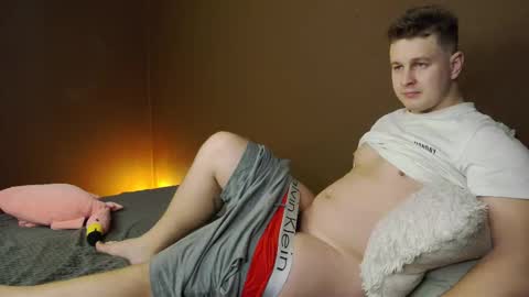 Charlie Smiley online show from 11-16-25, 05:13