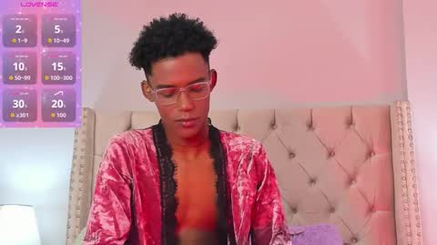    online show from 02-11-26, 02:22