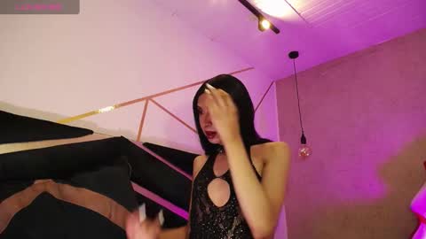 Snapshot of charlie_williams_1 chatting on 01-25-25, 04:34 CHARLIE online show from 01-25-25, 04:34