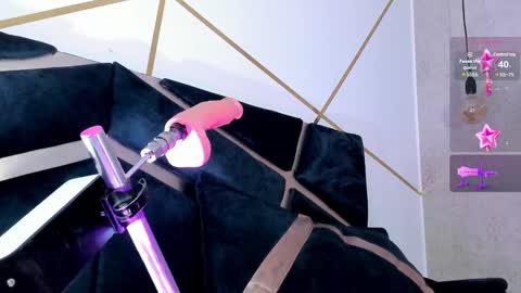 Snapshot of charlie_williams_1 chatting on 02-04-25, 08:49 CHARLIE online show from 02-04-25, 08:49