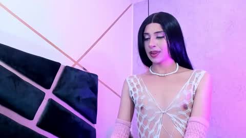 Snapshot of charlie_williams_1 chatting on 02-08-25, 09:25 CHARLIE online show from 02-08-25, 09:25