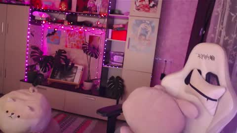 charlie online show from 12-20-25, 04:47