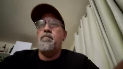 Snapshot of charliebroun chatting on 02-18-25, 02:49 charliebroun online show from 02-18-25, 02:49