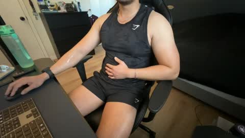 Snapshot of charliekkw chatting on 04-19-26, 06:54 charliekkw online show from 04-19-26, 06:54