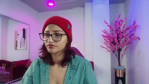 Snapshot of charlietaylorr__ chatting on 12-31-24, 11:42 Charlie online show from 12-31-24, 11:42