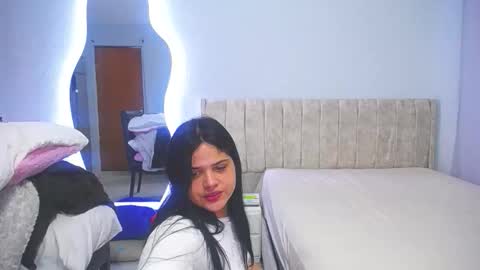 Charlote Walker online show from 02-10-26, 03:32