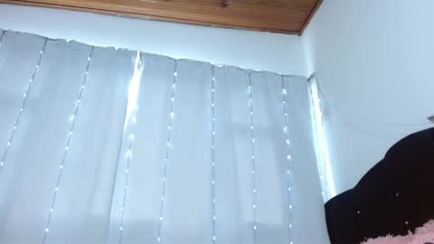charlothe_wright online show from 05-16-26, 06:07