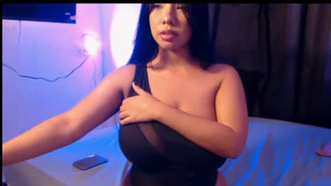 Snapshot of charlott_hotx chatting on 07-27-26, 02:18 charlott online show from 07-27-26, 02:18