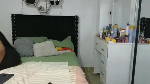 charlotte_027 online show from 02-14-26, 04:20