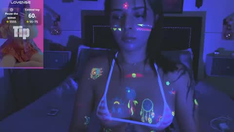 Charlotte online show from 04-23-26, 07:41