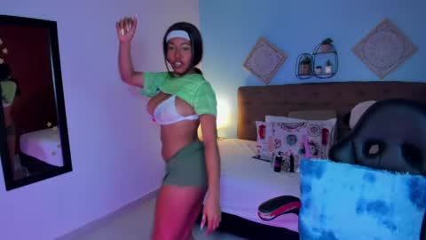 Charlotte  online show from 04-24-26, 05:15