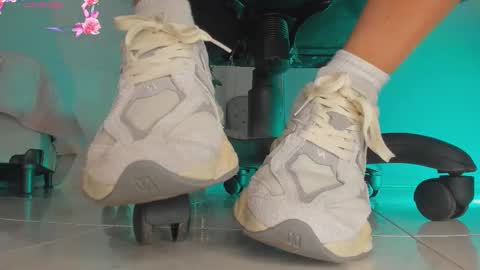 charlotte  grey online show from 02-27-26, 08:09