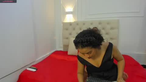 Snapshot of charlotte_dante212 chatting on 06-05-26, 03:46 charlottte y dante online show from 06-05-26, 03:46