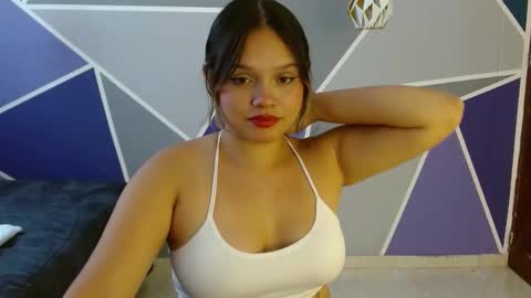 Charlotte  online show from 10-21-25, 05:46