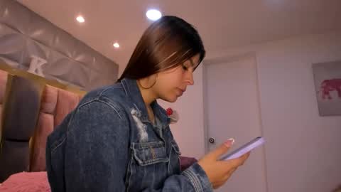 Charlotte Icee online show from 02-10-26, 03:05