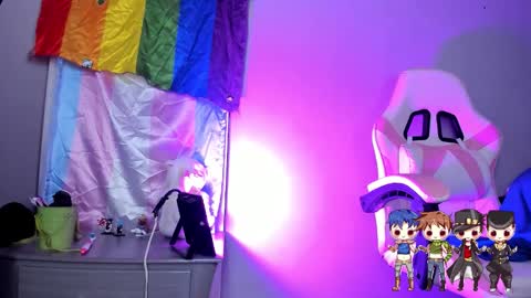 Charlie  online show from 12-17-25, 04:29