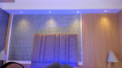 Snapshot of charlotte_whitee1 chatting on 11-19-25, 11:21 Charlotte Everyday From 0700 to 1300 Col Time online show from 11-19-25, 11:21