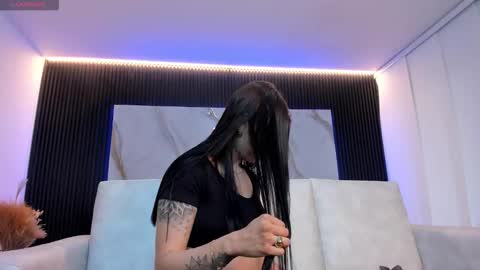 Snapshot of charlotte_whitee1 chatting on 11-25-25, 11:32 Charlotte Everyday From 0700 to 1300 Col Time online show from 11-25-25, 11:32