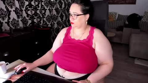 Charlotte Diamonds online show from 05-07-26, 04:34