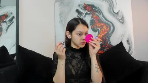 Snapshot of charlottegray_1 chatting on 10-08-25, 03:59 charlottegray_1 online show from 10-08-25, 03:59