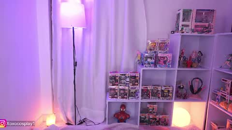 ill be online tomorrow December 1st online show from 04-27-26, 04:32