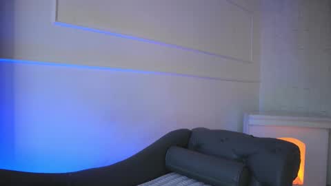 Lauren Rus online show from 11-08-25, 01:11