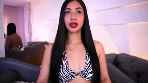 Snapshot of charlotterusso chatting on 05-18-26, 12:33 Lauren Rus online show from 05-18-26, 12:33