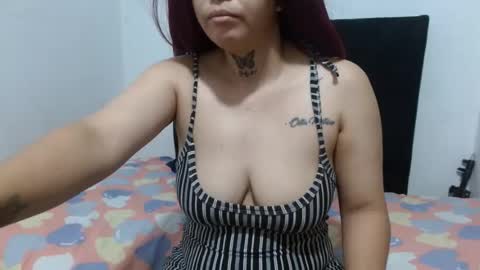 Snapshot of charlottesluthot chatting on 07-06-26, 11:40 charlotte online show from 07-06-26, 11:40