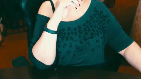 CharlotteXTasty online show from 12-19-25, 02:46