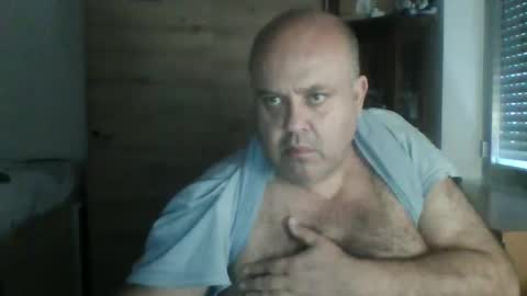 Snapshot of charlypalgar chatting on 10-30-25, 09:22 charly online show from 10-30-25, 09:22