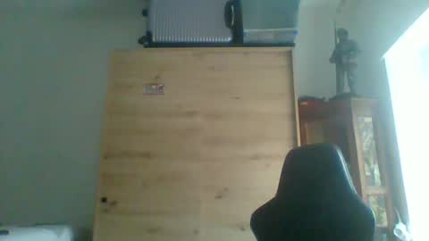 Snapshot of charlypalgar chatting on 12-16-25, 08:30 charly online show from 12-16-25, 08:30