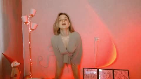 Michelle  online show from 01-19-25, 03:39