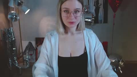 Michelle  online show from 03-17-26, 02:05