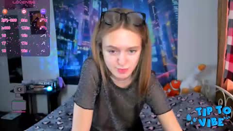 Snapshot of charming_berry_ chatting on 03-12-25, 01:40 Lisa online show from 03-12-25, 01:40