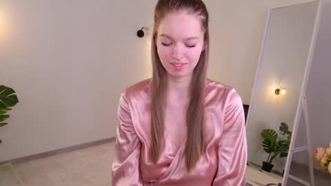 Ruru online show from 03-08-26, 05:55