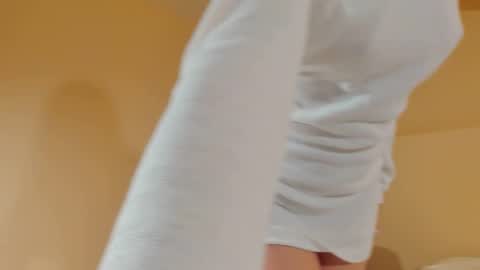 katie online show from 09-15-25, 04:40